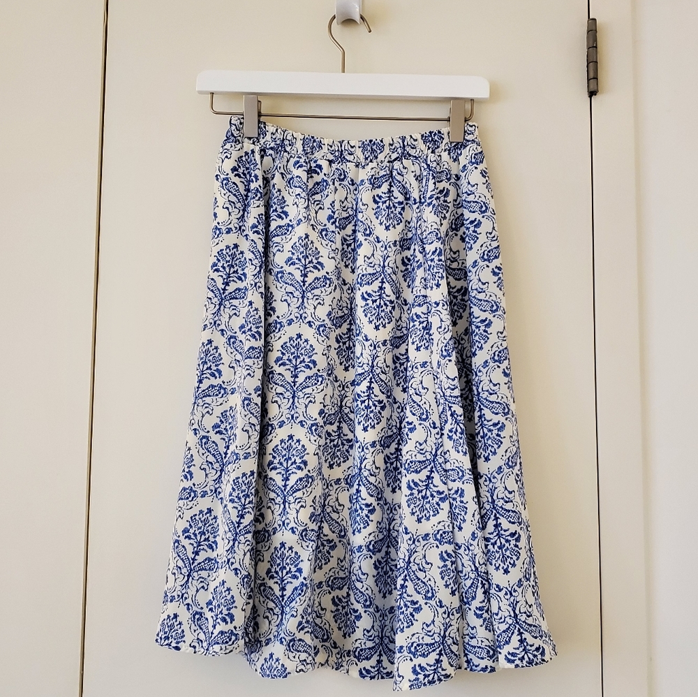 Francesca's Collections Flowy Skirt